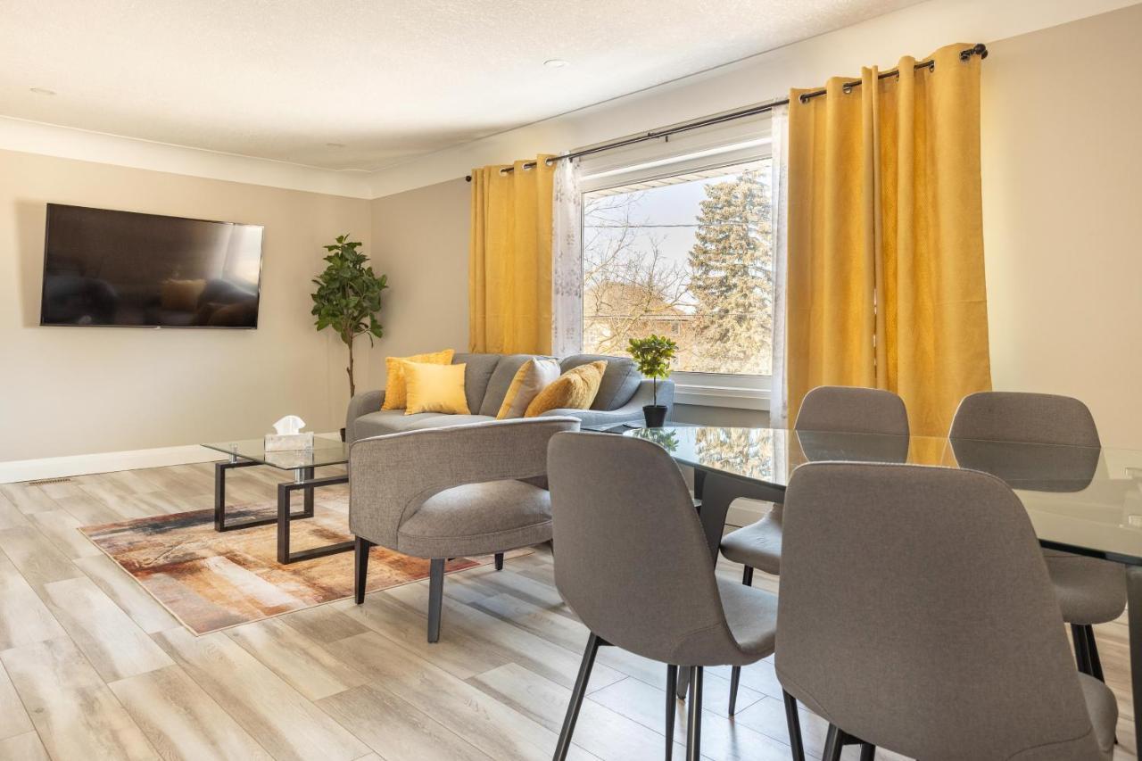 Entire 2 Bedroom Apartment Downtown - U3 Waterloo Eksteriør bilde